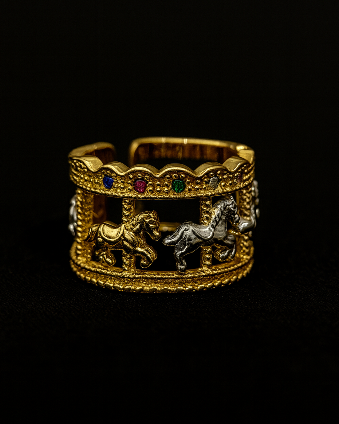 ORANA Carousel Royale Ring